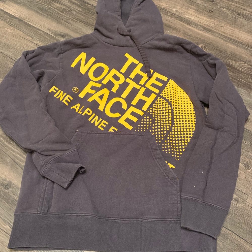Men’s North Face Hoodie
